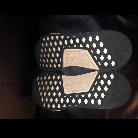 Adidas NMD R1 - Picture 7 of 8